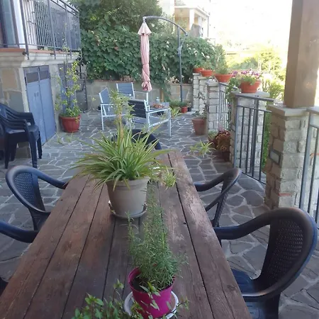 La Stanza Nel Borgo Guest house *